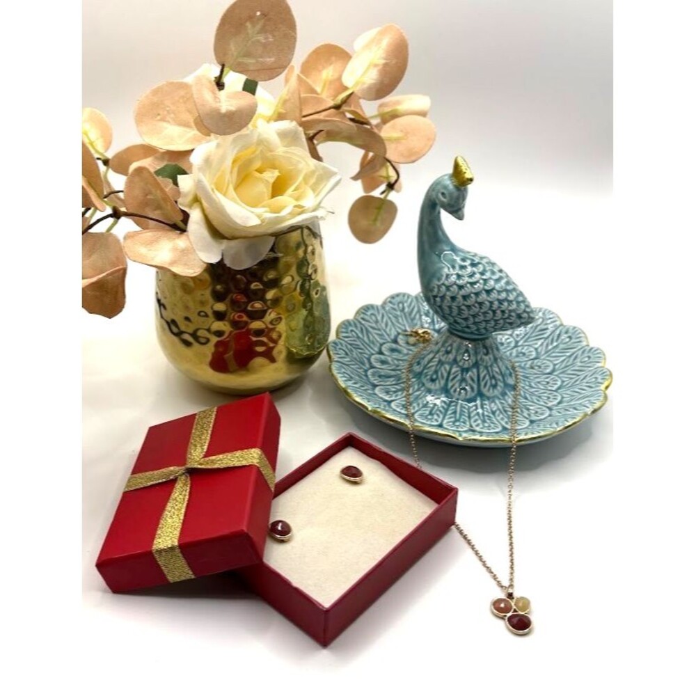 Vintage Signed SHB Avon 2015 Modern Romance Jewelry Gift Set Shofel Bros.